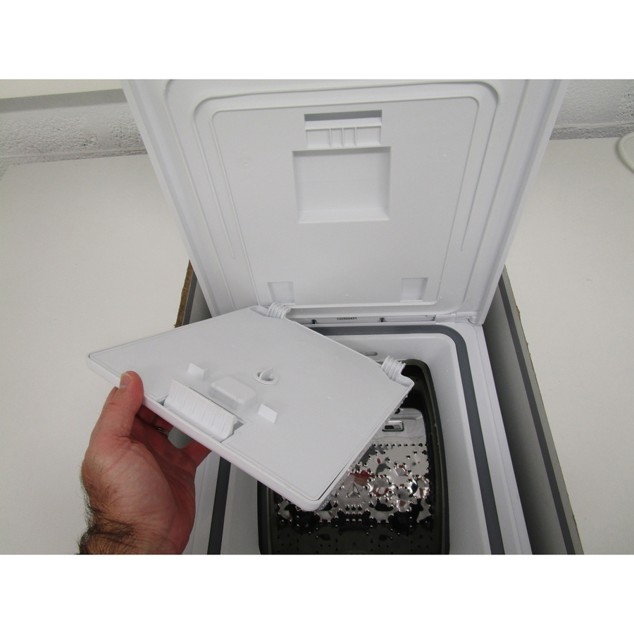 Proline (Darty) PTL6100C - Retrait du bac à produit