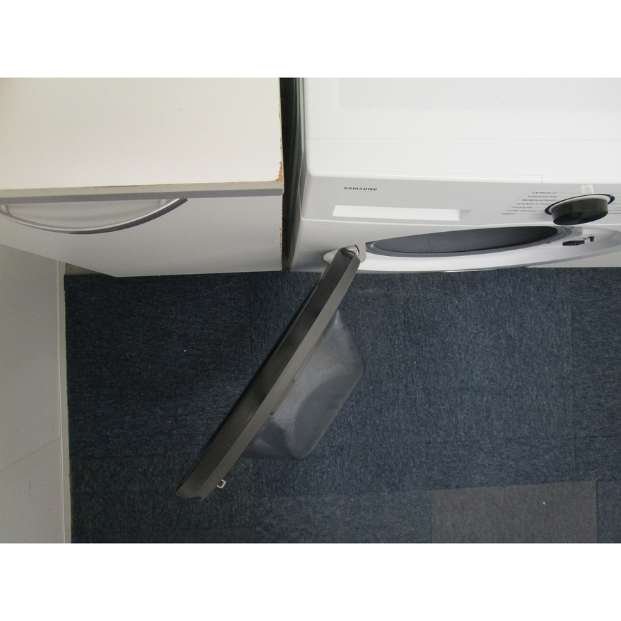 Samsung WW11DG5B25AH - Angle d'ouverture de la porte