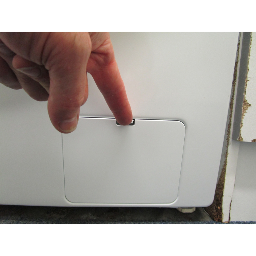 Samsung WW11DG5B25AH - Ouverture de la trappe du filtre de vidange