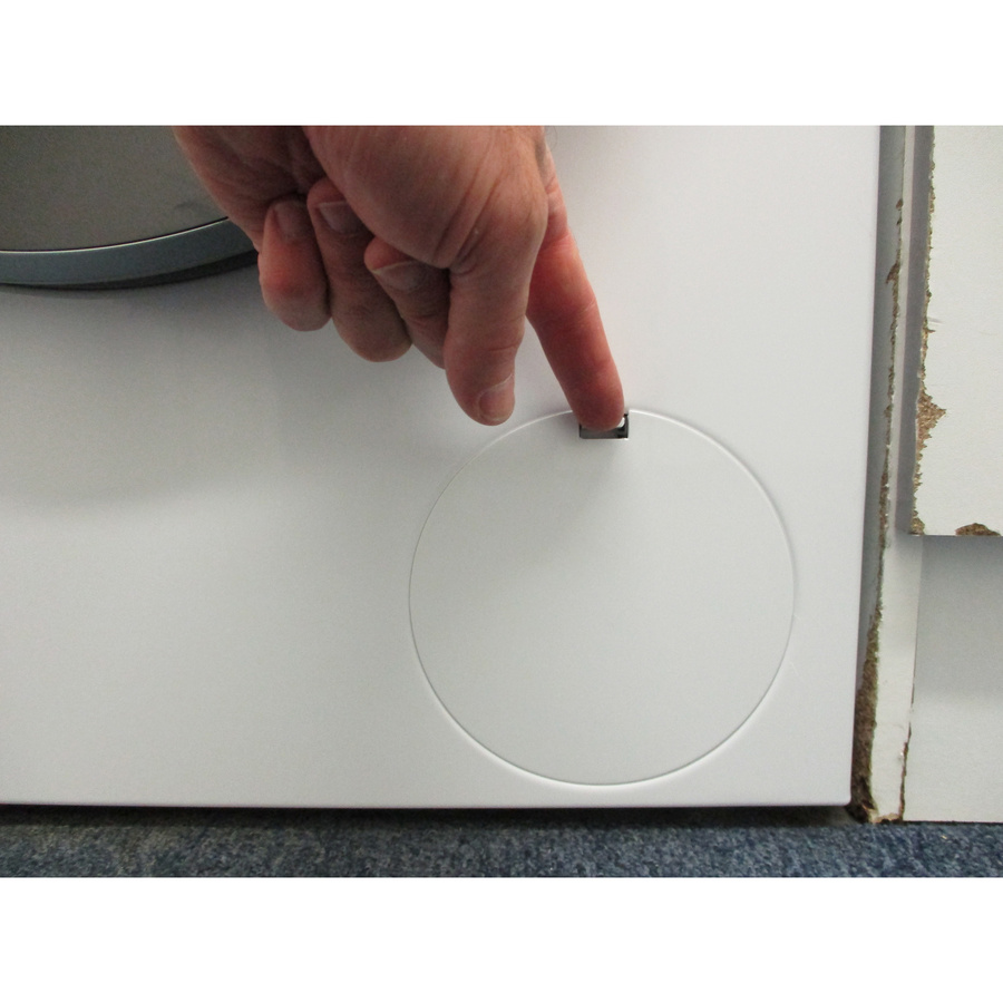 Siemens WG42G009FR - Ouverture de la trappe du filtre de vidange