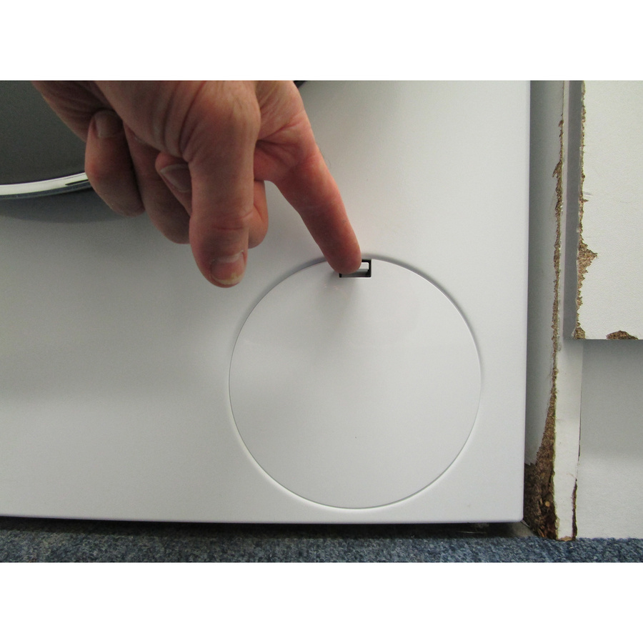 Siemens WG54B2A2FR - Ouverture de la trappe du filtre de vidange