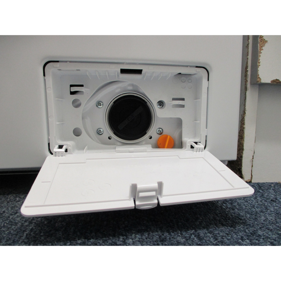 Valberg (Electro Dépôt) WF 714 A W566C - Bouchon du filtre de vidange