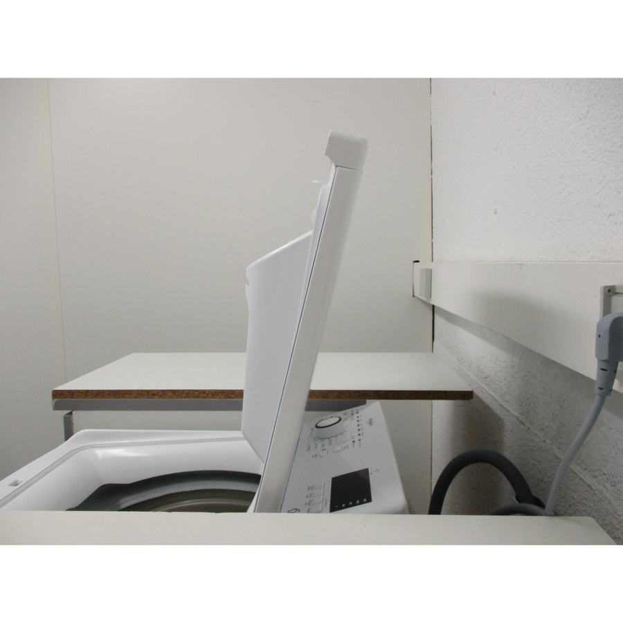 Whirlpool TDLR6248FR/N - Angle d'ouverture de la porte