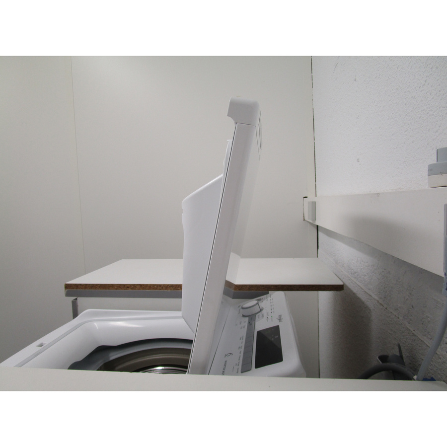 Whirlpool TDLR6253BFR - Angle d'ouverture de la porte
