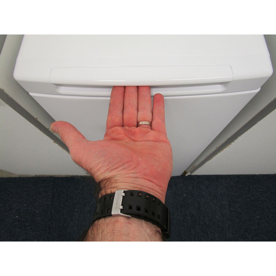 Whirlpool TDLR6268FR - Poignée d'ouverture de la porte