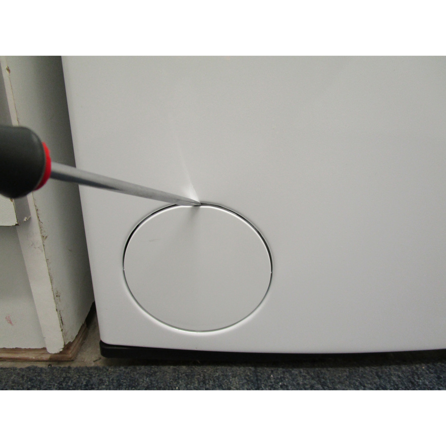 Whirlpool TDLR6268FR - Outil nécessaire pour accéder au filtre de vidange