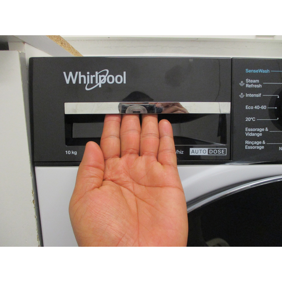 Whirlpool W0M011WADSFR Sense Wash - Ouverture du tiroir à détergents