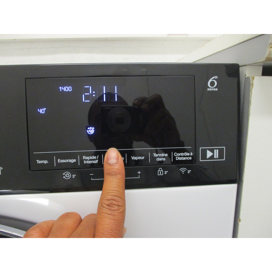 Whirlpool W0M011WADSFR Sense Wash - Touches d'options