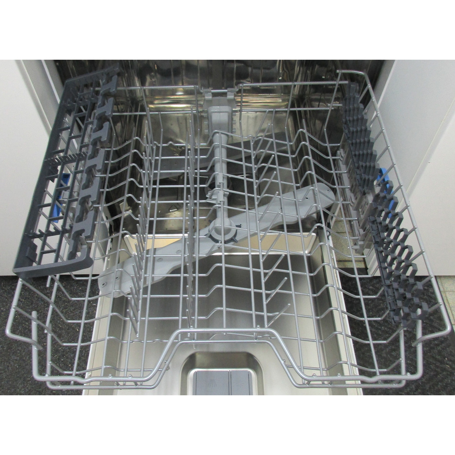 Beko BDFN15D431W - Panier supérieur