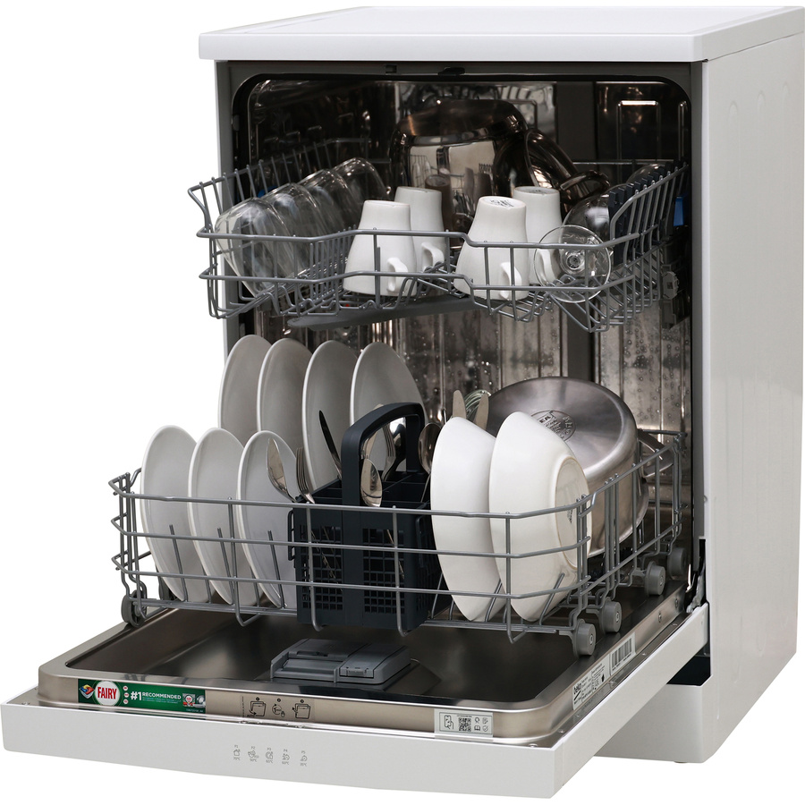 Beko BDFN15D431W - Vue de 3/4, porte ouverte