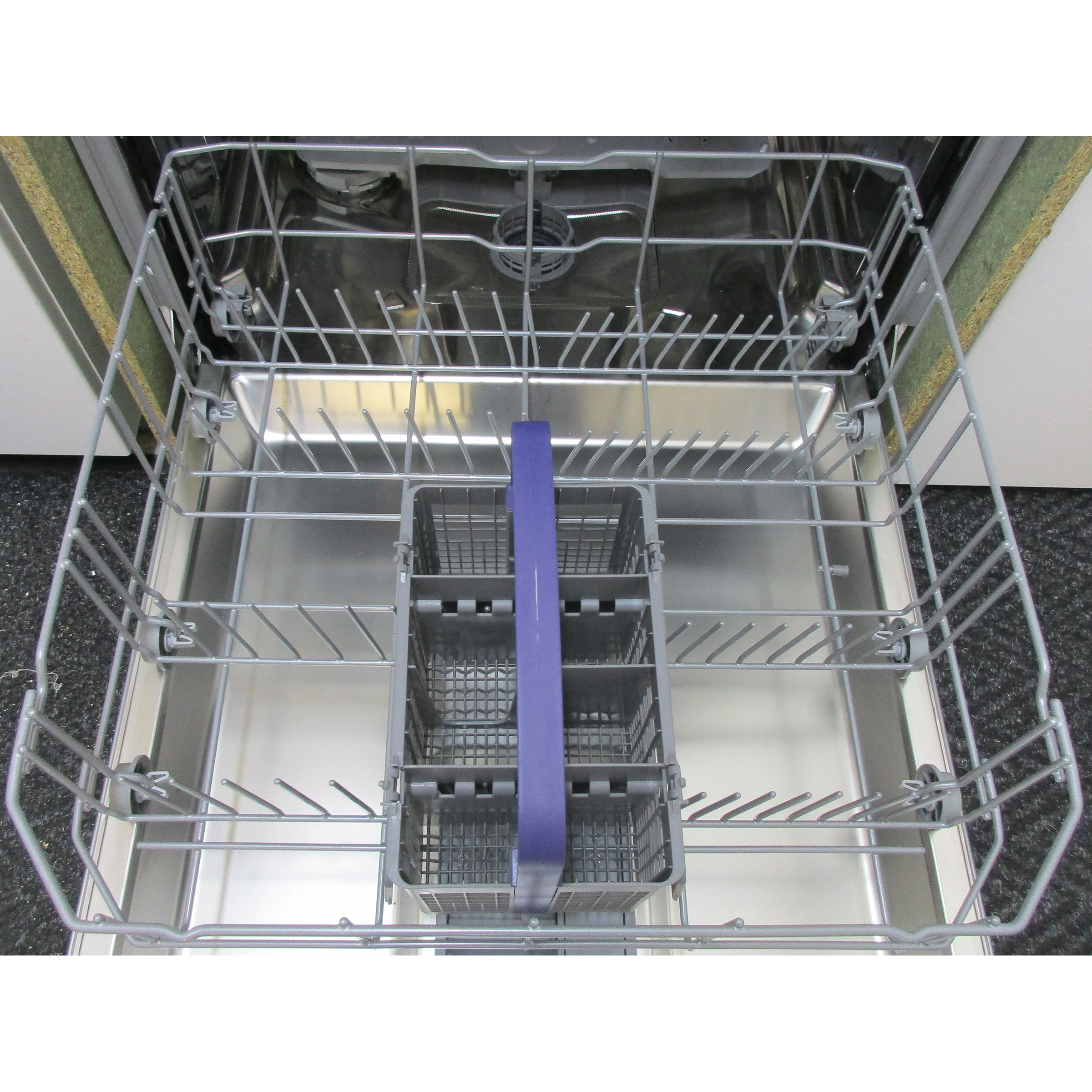 Beko BLVI70F - Tiroir inférieur