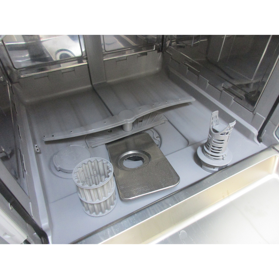 Bosch SMS4EVW36F - Réservoir à sel et retrait du filtre