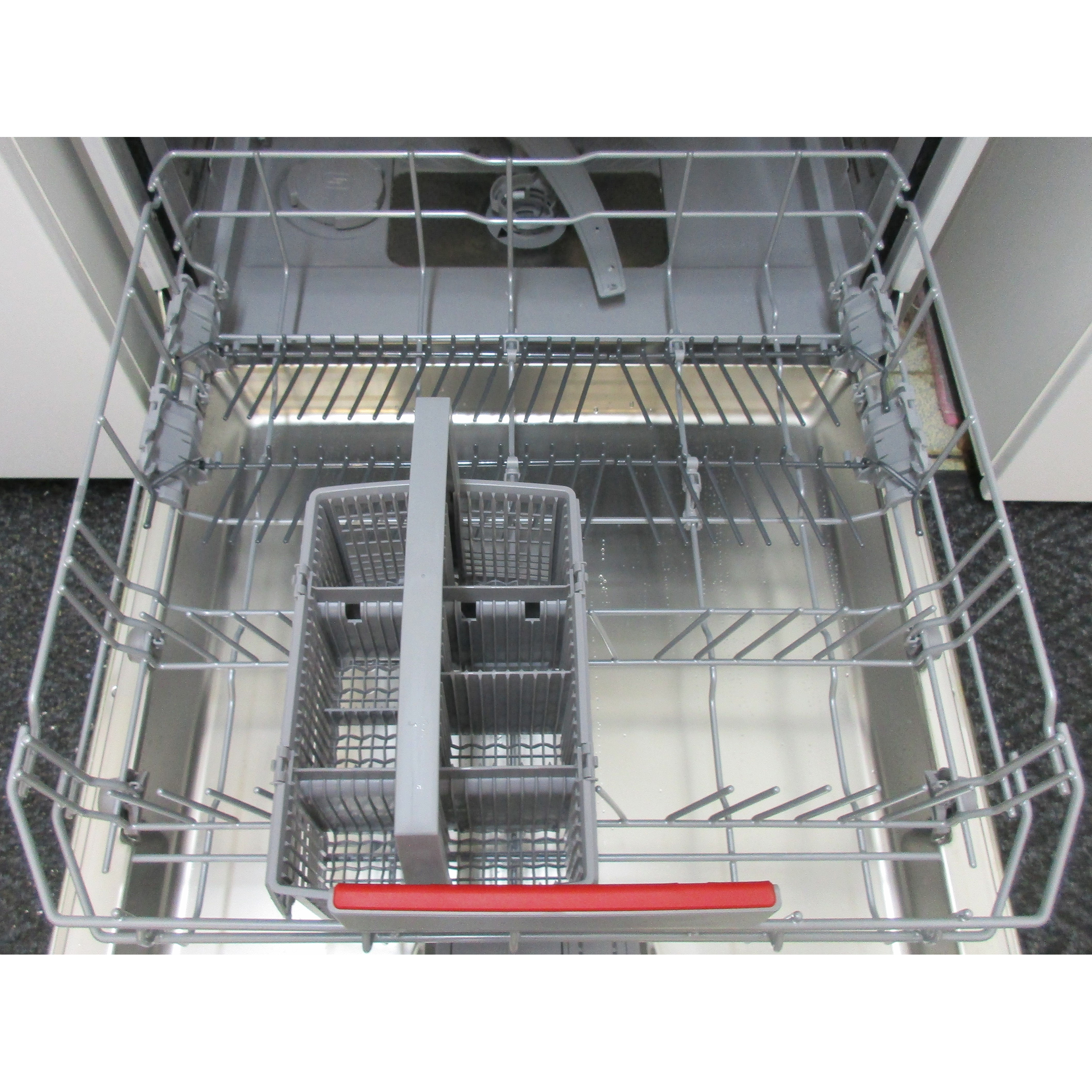 Bosch SMS4HTI49E - Tiroir inférieur