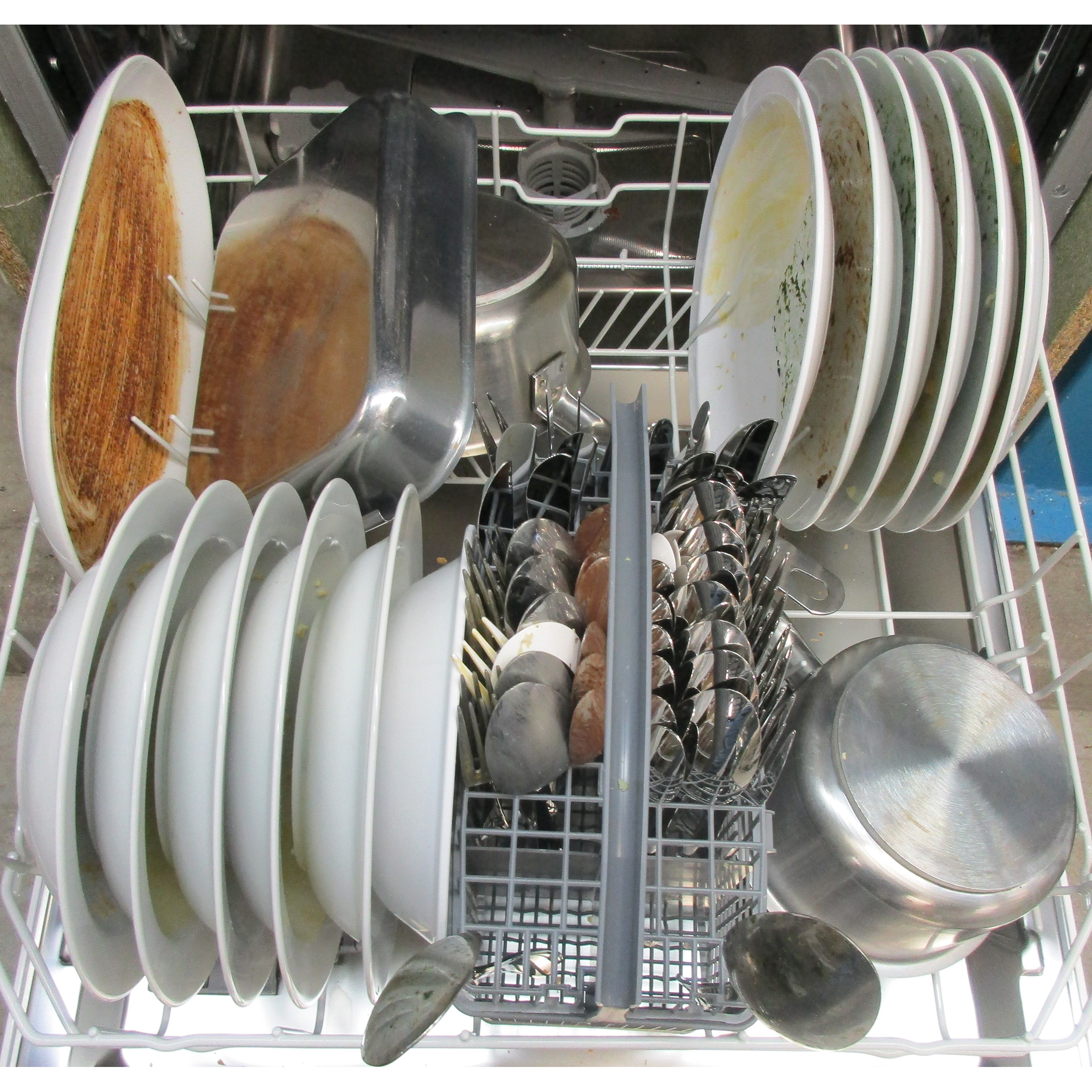 Brandt BDFI37EB - Rangement panier inférieur