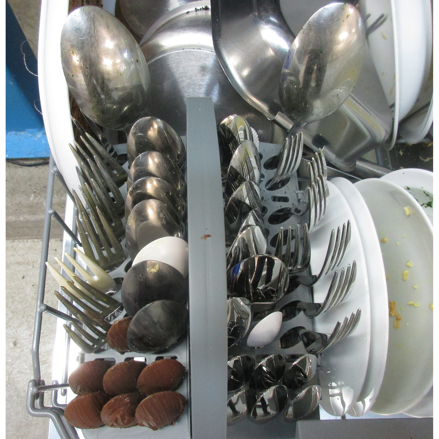 Brandt BF3424CX - Panier à couverts