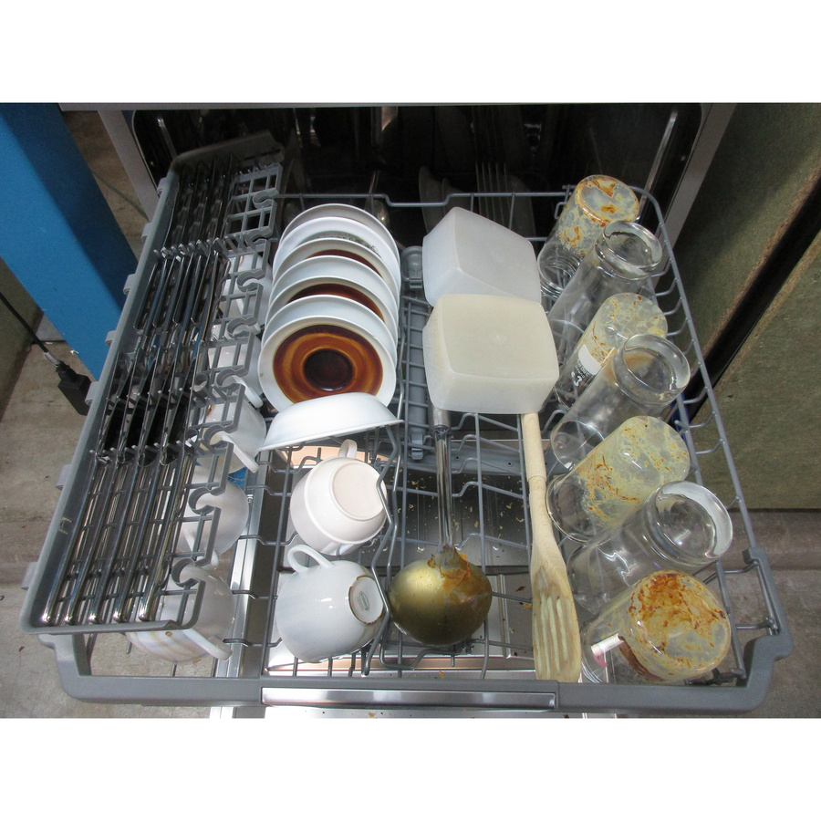 Brandt BF3424CX - Rangement panier supérieur