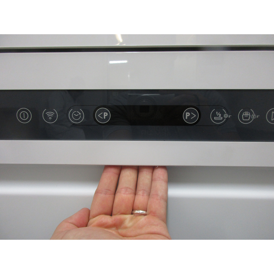 Candy CF5C4F0W - Poignée d'ouverture