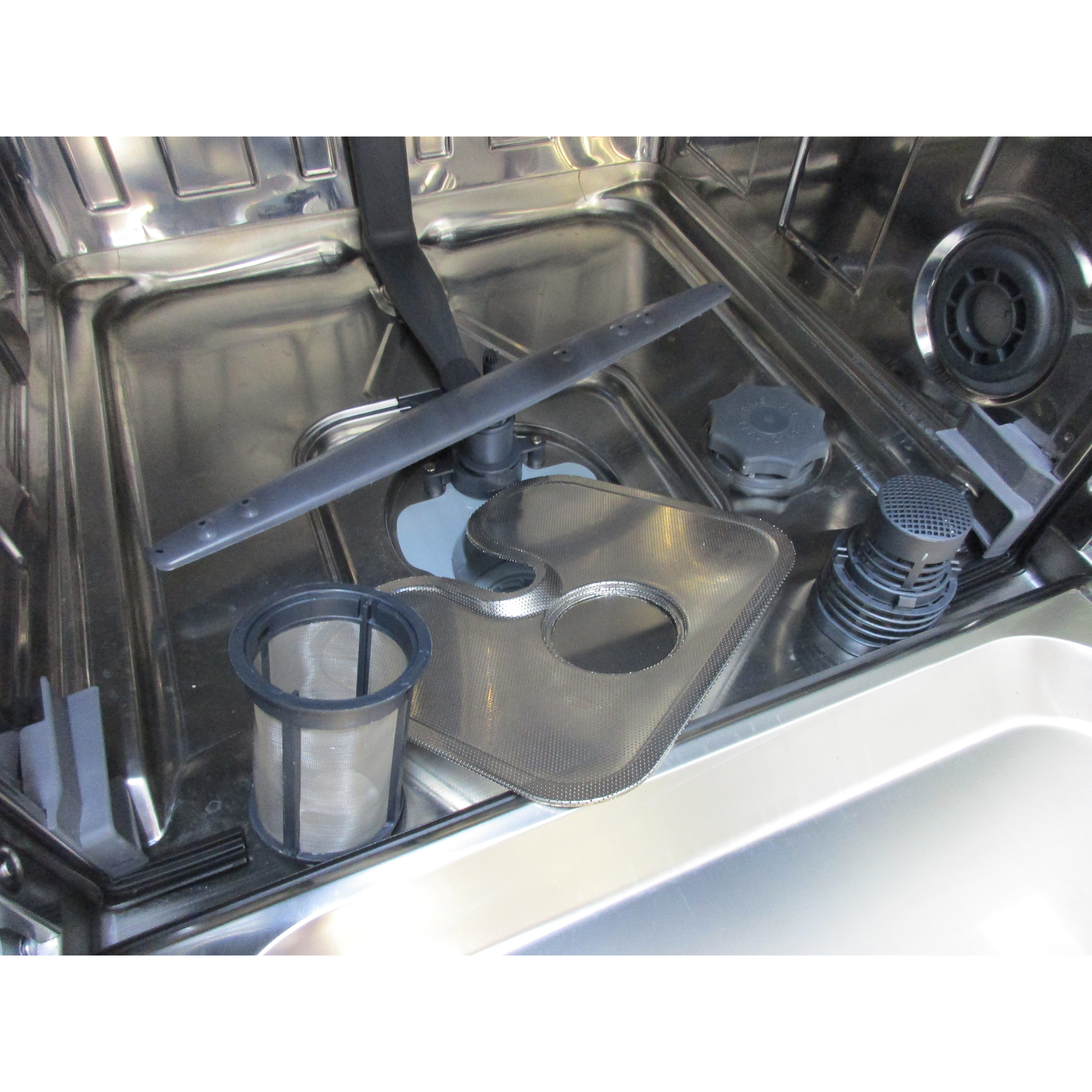 Candy CI3E5LFB-47 - Réservoir à sel et retrait du filtre