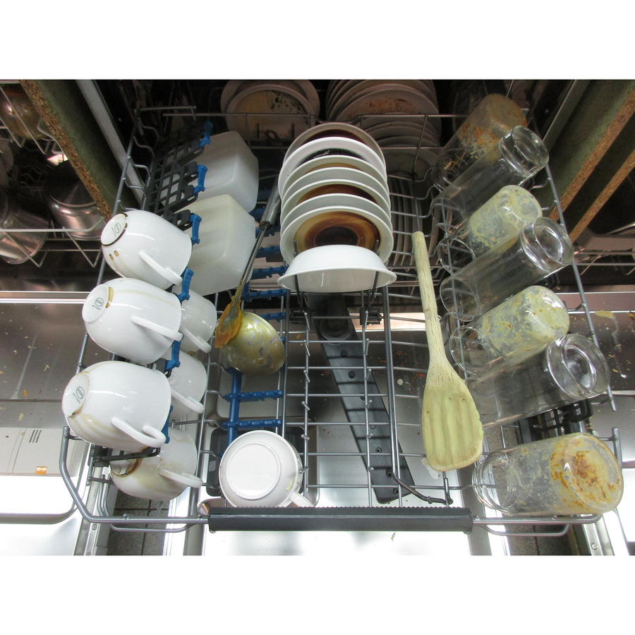 Electrolux EEG68500L - Rangement panier supérieur