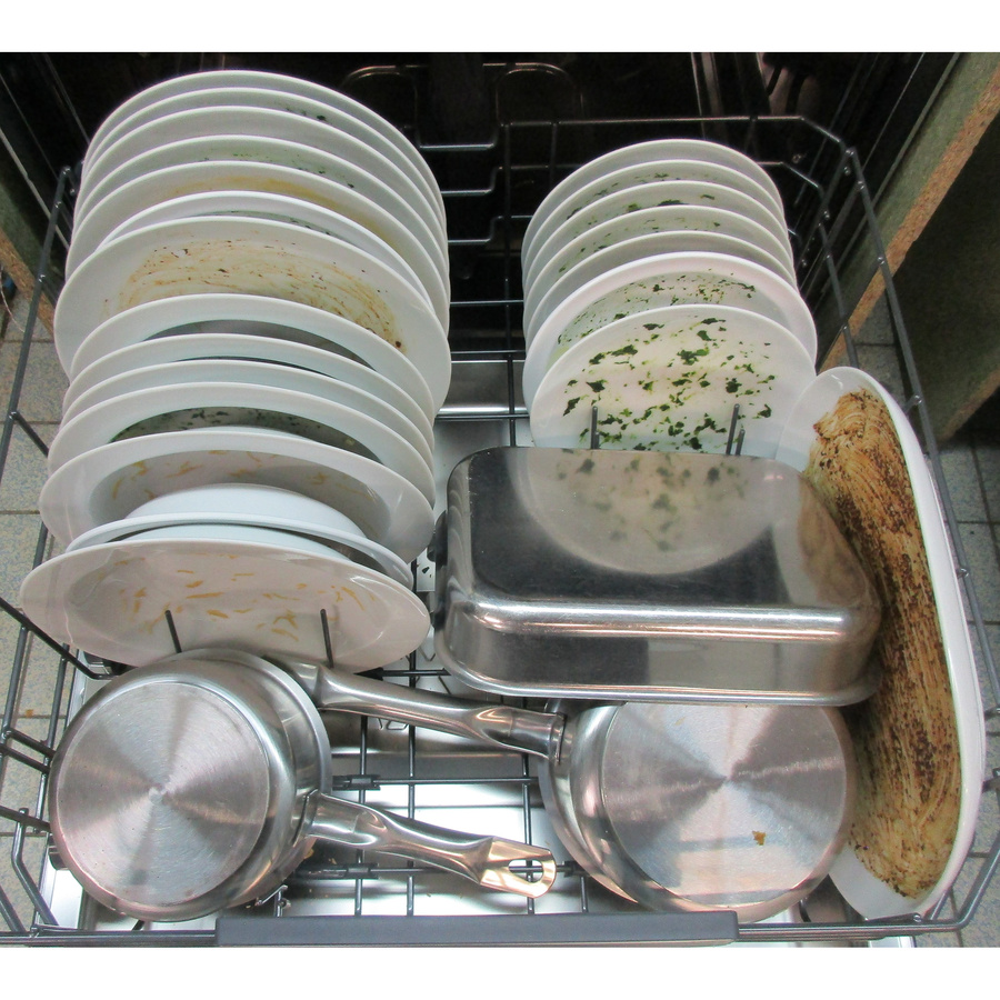 Haier XS6B0S3FSB - Rangement panier inférieur