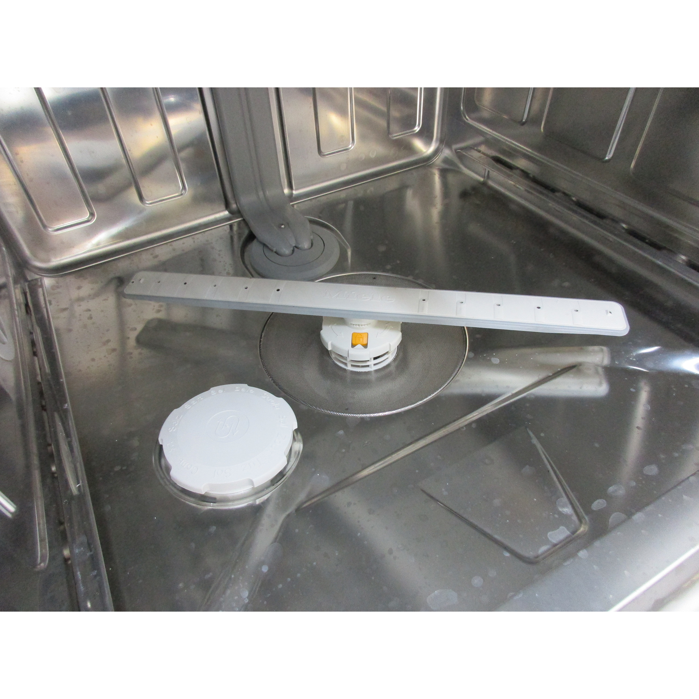 Miele G 7110 SC - Bras de lavage inférieur