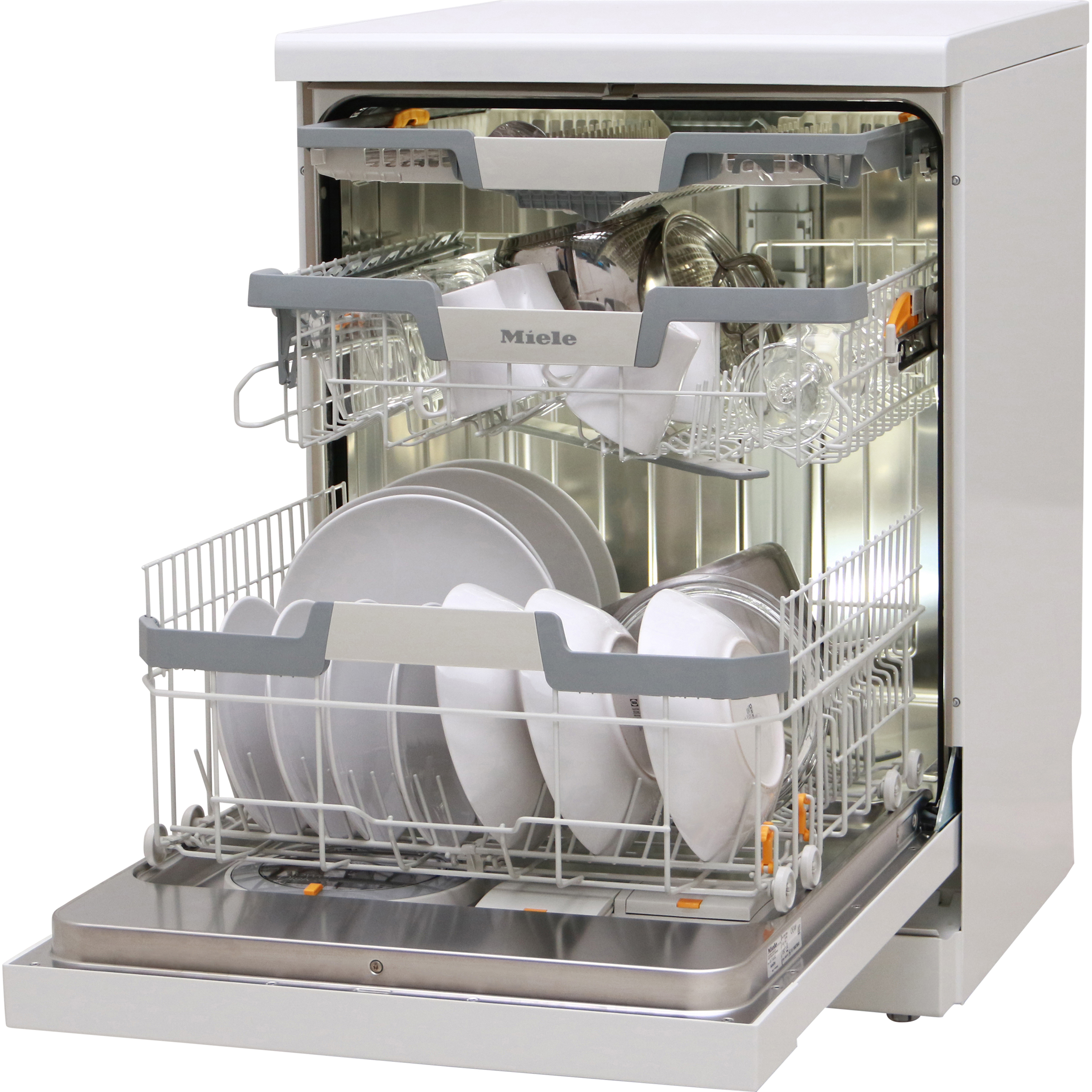 Miele G 7110 SC - Vue de 3/4, porte ouverte