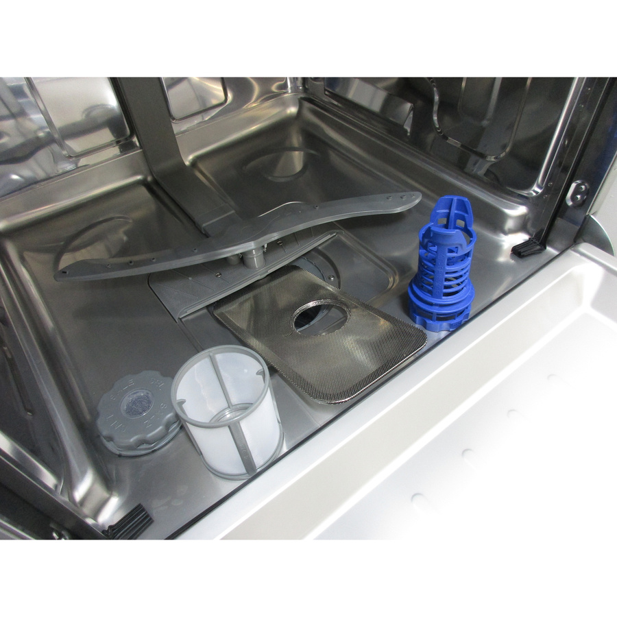 Thomson TDW1444BSL - Réservoir à sel et retrait du filtre