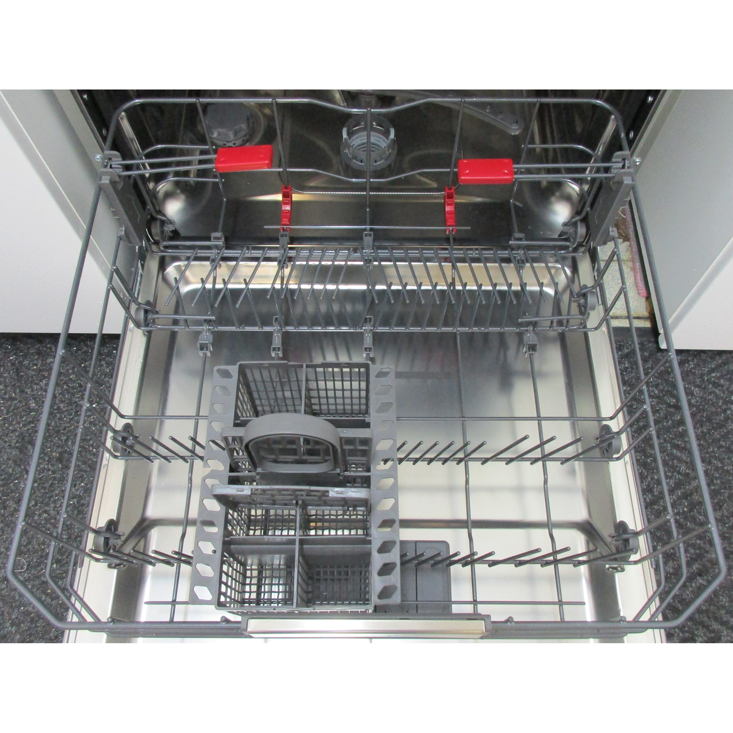 Whirlpool WFO3T133P6.5X - Tiroir inférieur