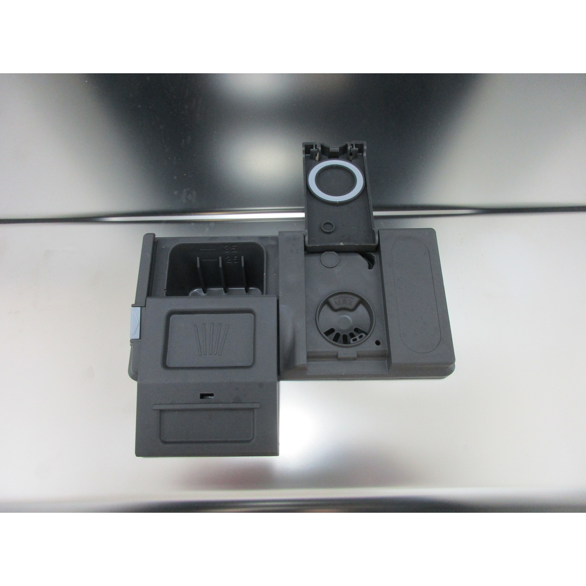 Whirlpool WFO3T133P6.5X - Compartiment à produits