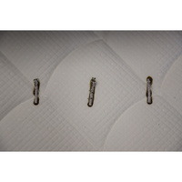 Simmons Fitness - Test d'inflammabilité : trois cigarettes sont allumées et placées sur le matelas