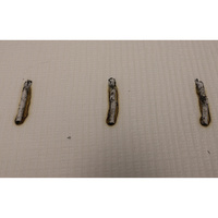 Ysmée (Vente-unique) Slomas - Test d'inflammabilité : trois cigarettes sont allumées et placées sur le matelas