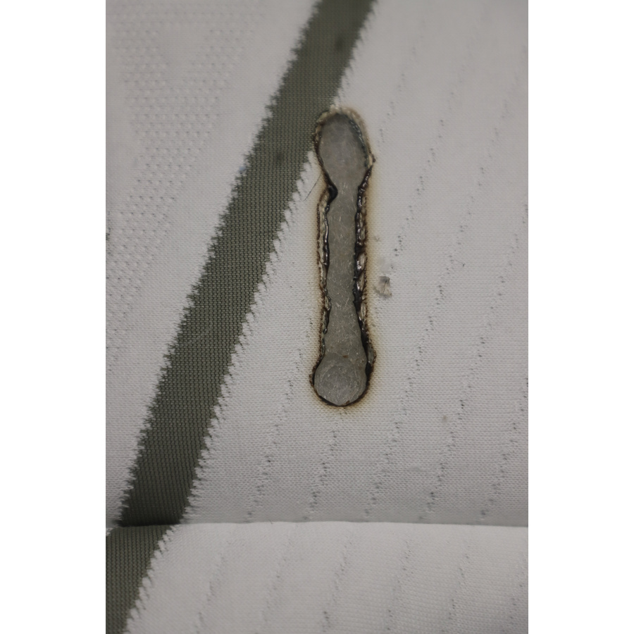 Dunlopillo Romance - Résultat du test d'inflammabilité avec des cigarettes