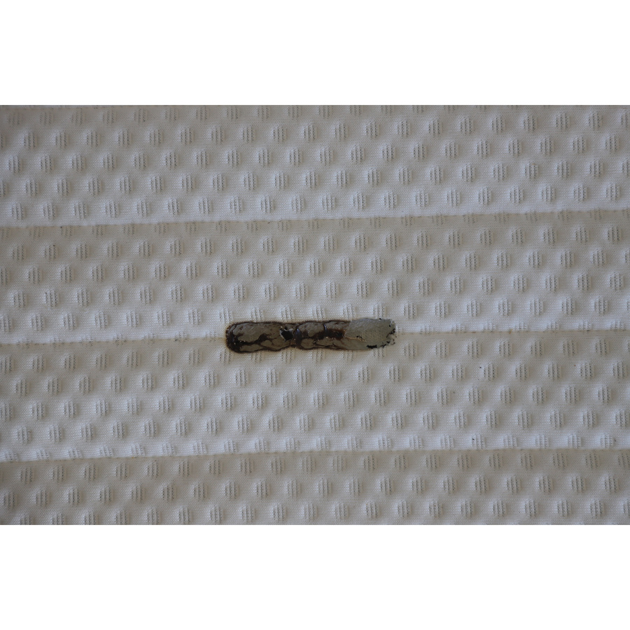 Ikea Ånneland mi-ferme 804.817.07 - Résultat du test d'inflammabilité avec des cigarettes