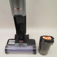 Shark Hydrovac WD210EU - Réservoir avant amovible