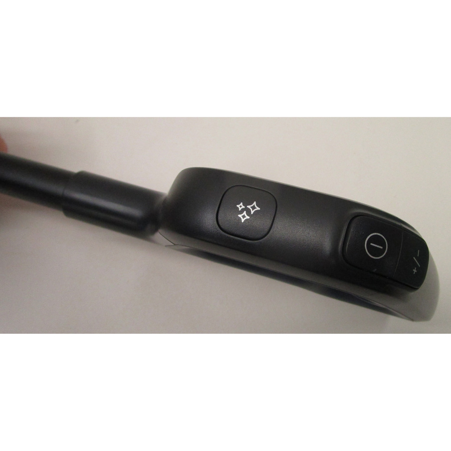 Electrolux Wet&Dry 800 EW81U3DB - Bouton marche/arrêt