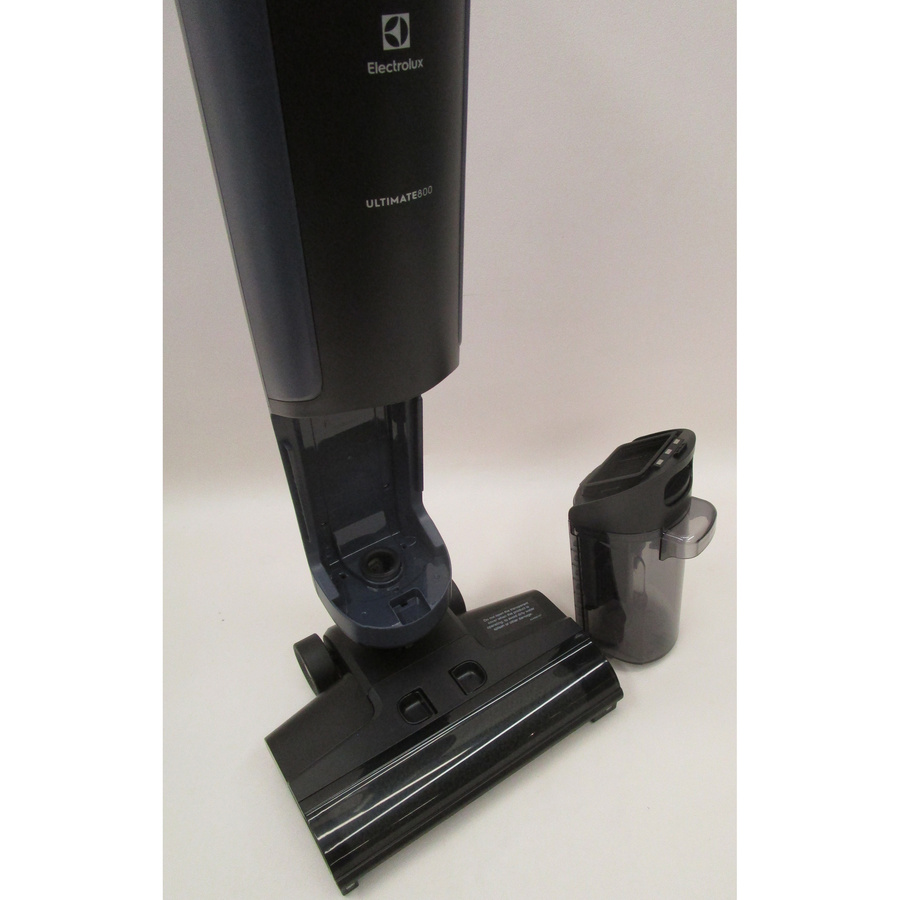 Electrolux Wet&Dry 800 EW81U3DB - Réservoir avant amovible