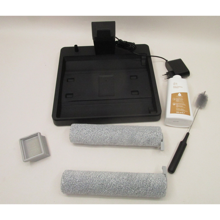 Hoover HW500 011 - Support de rangement et accessoires fournis