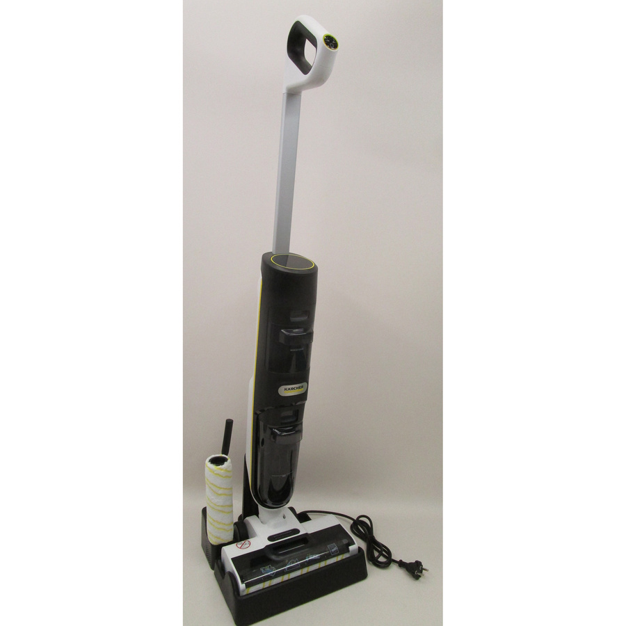 Kärcher FCV 4 Extra + 1.056-134.0 - Vue d'ensemble en position parking