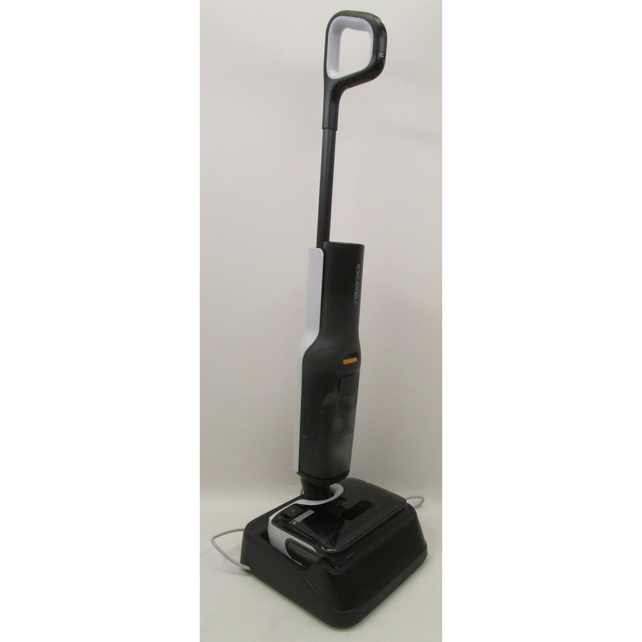 Roborock F25 - Vue d'ensemble en position parking