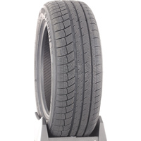 Davanti Wintoura + 215/55 R17