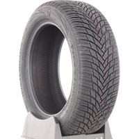 Firestone Winterhawk 4 215/55 R17