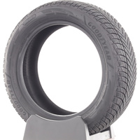 Goodyear UltraGrip Performance 3 215/55 R17