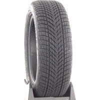 Goodyear UltraGrip Performance 3 215/55 R17