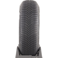 Goodyear Vector 4Seasons Gen-3 -  185/65 R15