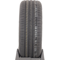 Kumho Ecsta HS52 -  225/40 R18