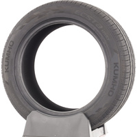 Kumho Ecsta HS52 -  225/40 R18