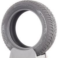 Kumho Wintercraft WP52 215/55 R17