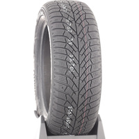 Kumho Wintercraft WP52 215/55 R17