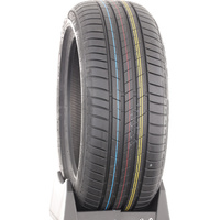 Lassa Revola -  225/40 R18