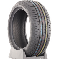 Lassa Revola -  225/40 R18